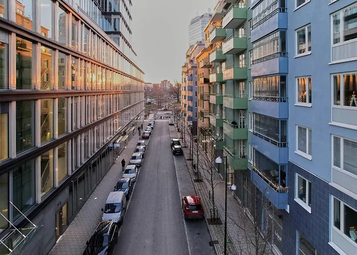 High Standard Apartment Close To Metro